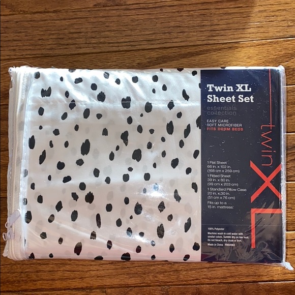 2 pks Twin XL SHEET SETS - Picture 2 of 6